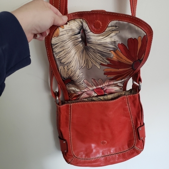 Fossil Leather Crossbody Bag Shoulder Canvas Strap Braided Floral Satin Lined - Picture 6 of 15